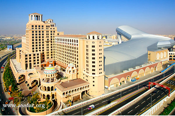 مول الامارات من أكثر مراكز التسوق ربحية