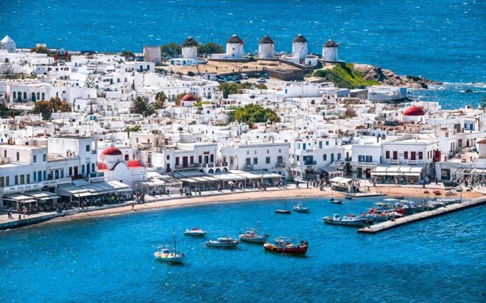 الخطوط الكويتية تطلق رحلاتها إلى ميكونوس اليونانية