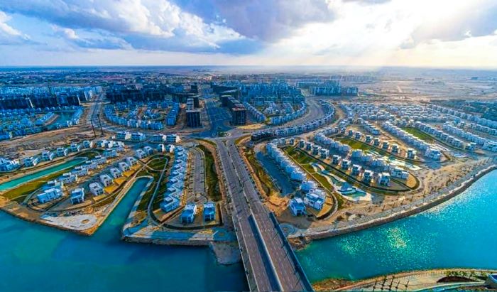 مصر للطيران تقلع مباشرة للعلمين من جدة والمدينة